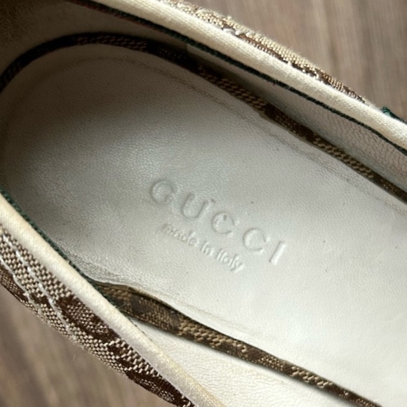 GUCCI Vintage Monogrammed Wedge Sandals | 7 - Picture 6 of 7